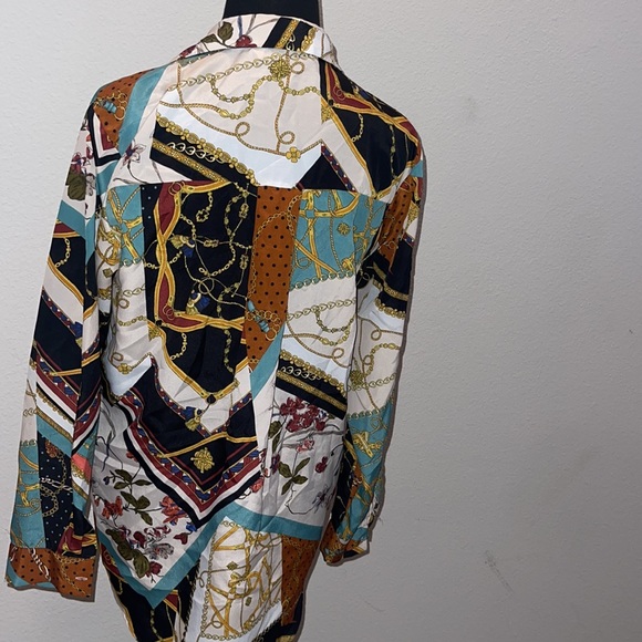 Zara Button Up Blouse - Picture 2 of 4